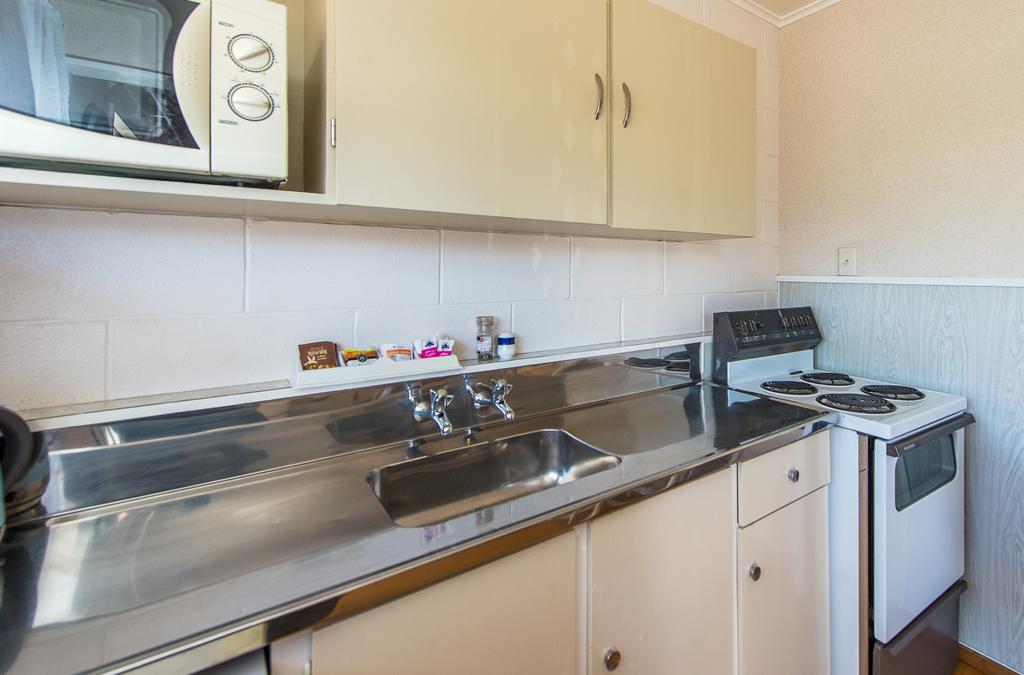 Astral Motel Whanganui Buitenkant foto