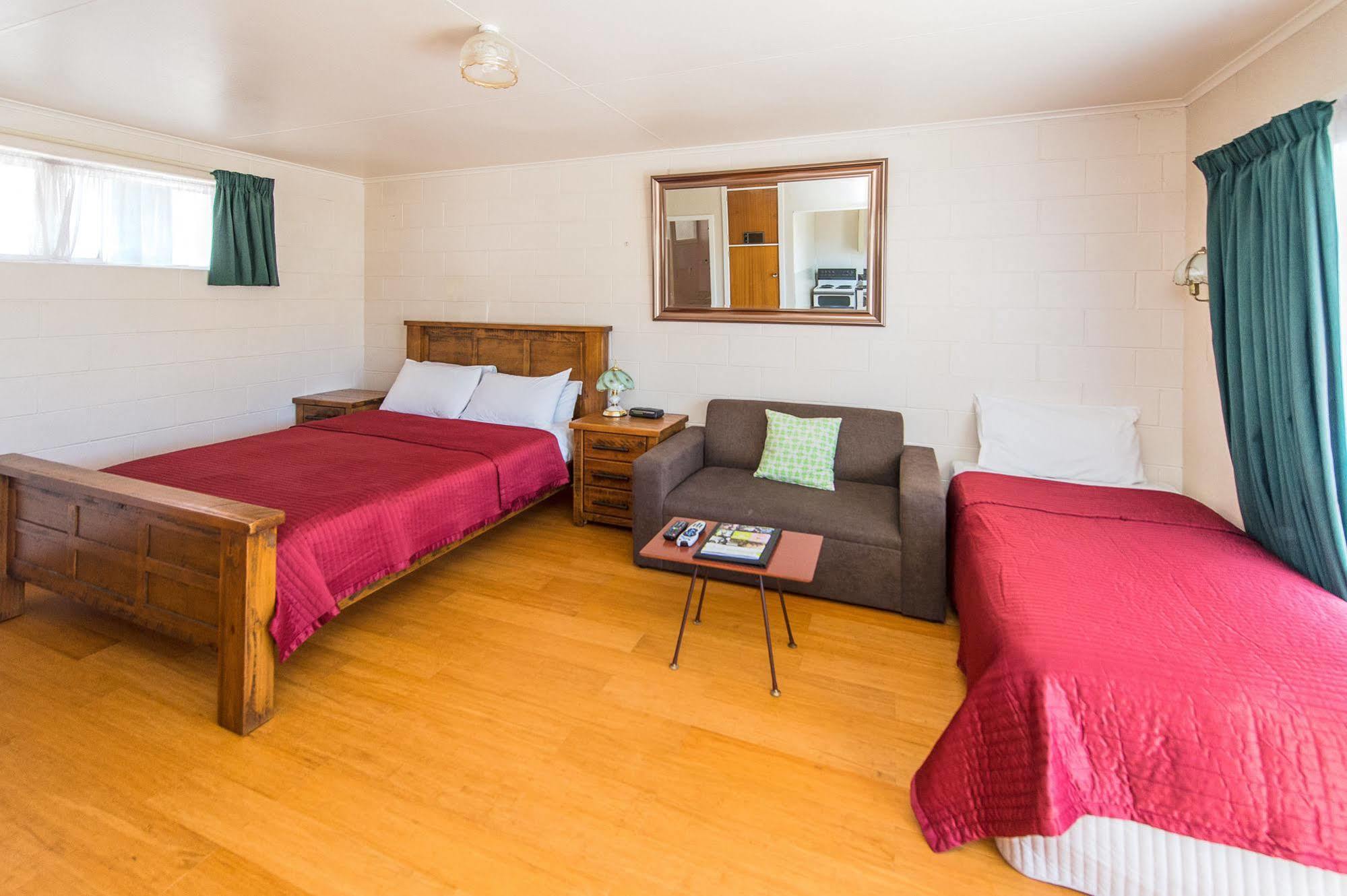 Astral Motel Whanganui Buitenkant foto