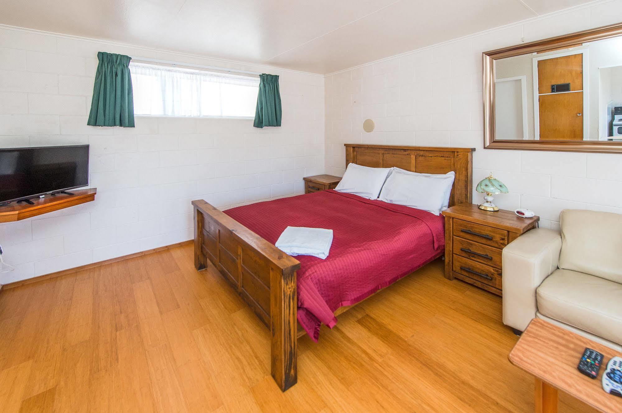 Astral Motel Whanganui Buitenkant foto