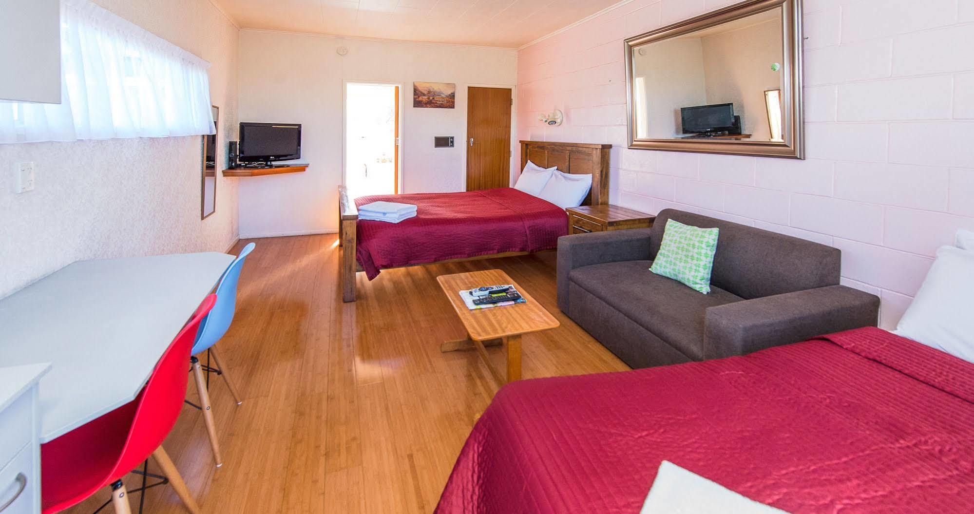 Astral Motel Whanganui Buitenkant foto